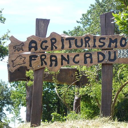 Agriturismo Francadu Villa Санту Лусурджу Екстериор снимка