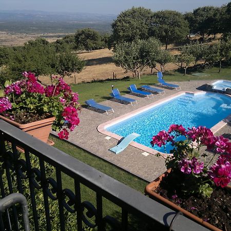 Agriturismo Francadu Villa Санту Лусурджу Екстериор снимка